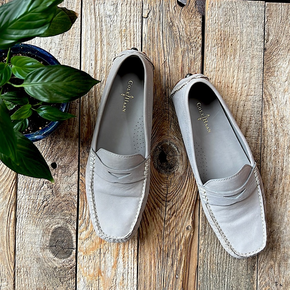 Cole Haan Trillby Driver Loafers Sz 8.5 Light Grey
